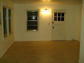 VERY NICE HOUSE FOR RENT  in Tampa, FL (Photo 6 of 6)