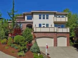 Bull Mountain - Spacious with Views! in Tigard, OR