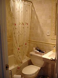 Beautiful Gramercy Apartment! in New York, NY (Photo 4 of 4)