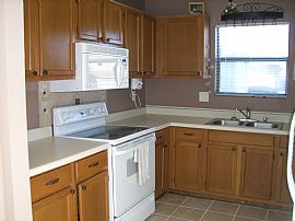 Completely refurbished condo in Cornelius, NC (Photo 2 of 6)