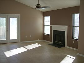 Completely refurbished condo in Cornelius, NC (Photo 3 of 6)