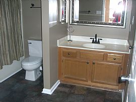 Completely refurbished condo in Cornelius, NC (Photo 6 of 6)