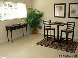 New Stylish Townhome in Coral Springs, FL (Photo 4 of 5)