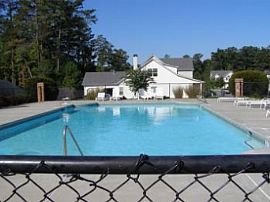 Spacious Townhouse - Will go fast in Acworth, GA (Photo 6 of 6)