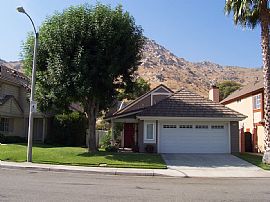 Beautiful Pride of Ownership in Fontana, CA (Photo 2 of 6)