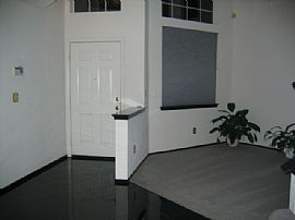 Spacious 4 bed 3 bath home for rent  in Antelope, CA