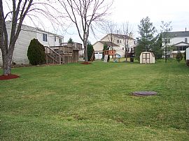 Great home in a great neighborhood in Poolesville, MD (Photo 2 of 3)