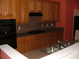 $2200 / 2br - GORGEOUS NEW END-UNIT TH  in Bowie, MD (Photo 2 of 6)