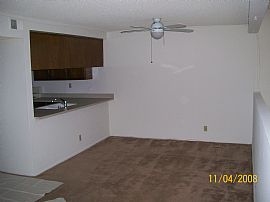 LARGE TWNHOUSE 3BR 3BTH 2CAR GARAGE in West Covina, CA (Photo 4 of 6)