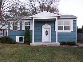 BE THE FIRST TO RENT THIS 100% COMPLETEL in Round Lake Beach, IL (Photo 4 of 4)