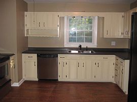 NEWLY RENOVATED: TOP NEIGHBORHOOD in Smyrna, GA (Photo 2 of 6)