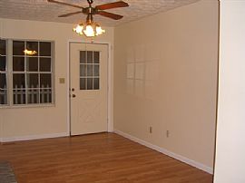 Charming 3 BR Ranch Style Home for Rent in Kettering, OH (Photo 5 of 6)