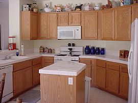 Large Home with Beautiful Yard for Rent! in Wildomar, CA (Photo 4 of 6)