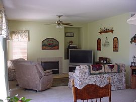 Large Home with Beautiful Yard for Rent! in Wildomar, CA (Photo 5 of 6)