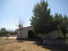 Guest House with Horse Facilities in Temecula, CA (Photo 3 of 3)