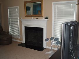 $1650 / 4br - HOUSE FOR RENT in Locust Grove, GA (Photo 4 of 6)