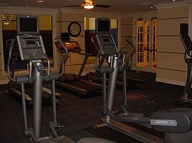 LUXURY FairfaxCondo @ Dunn Loring Metro  in Fairfax, VA (Photo 5 of 6)