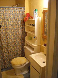  ! bedroom cottage in Castleton in Indianapolis, IN (Photo 4 of 5)