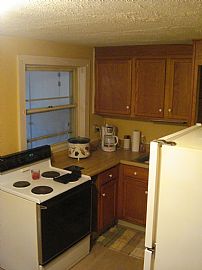  ! bedroom cottage in Castleton in Indianapolis, IN (Photo 5 of 5)