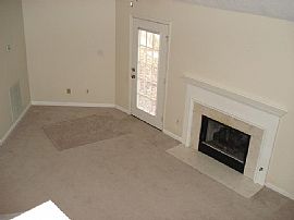 Spacious Townhouse in Hoover! in Hoover, AL (Photo 4 of 6)