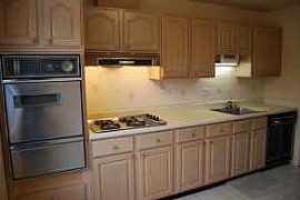 Beautiful SFH 4 Rent in Silver Spring, MD (Photo 3 of 6)