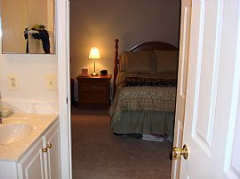 3BR 2BA Condo at Decoverly in Rockville! in Rockville, MD (Photo 4 of 4)