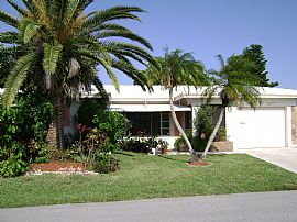 Adult Community Single Family Home in Tamarac, FL