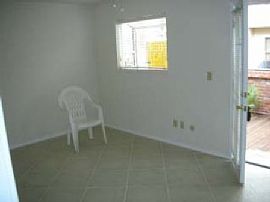 2 BRs, 2 Bath - Walk to Beach & Bay! in San Diego, CA (Photo 4 of 5)