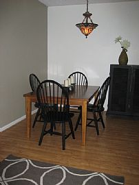 Spacious Renovated Condo  in Centreville, VA (Photo 2 of 4)