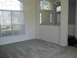 Beautiful 4/3 Extremely Spacious Home  in Apopka, FL (Photo 2 of 6)