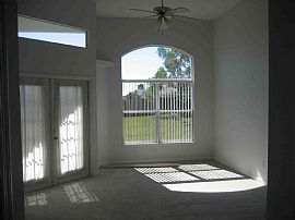 Beautiful 4/3 Extremely Spacious Home  in Apopka, FL (Photo 3 of 6)