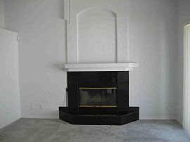 Beautiful 4/3 Extremely Spacious Home  in Apopka, FL (Photo 5 of 6)