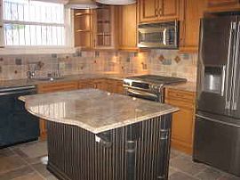 $3,200/ 4 brm recently renovated, 3,000+ in Philadelphia, PA (Photo 2 of 4)