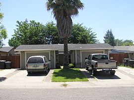 Duplex in Sacramento, CA