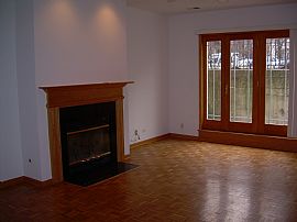 3 BDR 2 BATH 3 BLOCKS FROM WRIGLEYVILLE  in Lakeview, IL (Photo 2 of 3)