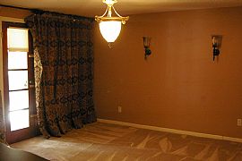 Nice Family Home in Metairie, LA (Photo 3 of 6)