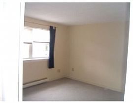 2 Bedroom 1 Bath 3rd floor Condo in Clinton, MA (Photo 2 of 2)