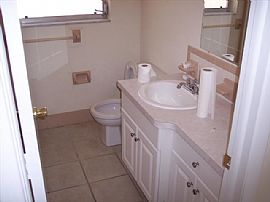 Port Richey home rent/lease Pet Friendly in Port Richey, FL (Photo 4 of 5)