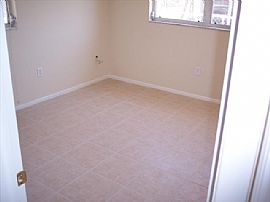 Port Richey home rent/lease Pet Friendly in Port Richey, FL (Photo 5 of 5)