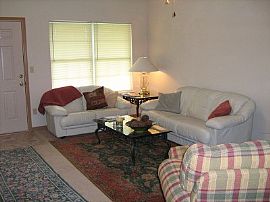 Spacious 3 Bedroom Townhome with Skylight and  Vaulted Ceilings in Willard, MO (Photo 3 of 5)