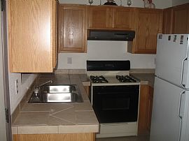 Newly Remodeled Apartment in Glendale, AZ (Photo 2 of 4)