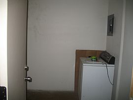 Newly Remodeled Apartment in Glendale, AZ (Photo 4 of 4)