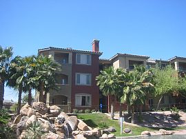 Gorgeous Condo Overlooking Lagoon!!! in Phoenix, AZ (Photo 6 of 6)
