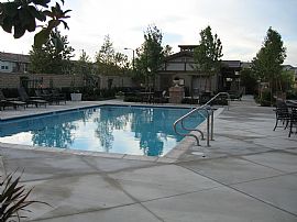 Adorable 2 Bed/2Bath Townhouse, Valenica in Valencia, CA (Photo 5 of 6)