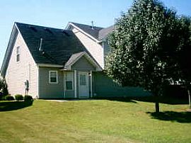 3 bedroom/2.5 bathroom home in Ellenwood in Ellenwood, GA (Photo 4 of 4)