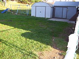 Westminster Maryland duplex 3BR pets ok  in Westminster, MD (Photo 2 of 6)