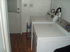 3Bdrm Brick Ranch Pets ok, large fenced  in Addison, IL (Photo 5 of 6)