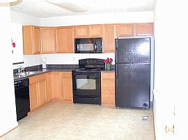 Luxury Townhome in Aberdeen, MD (Photo 3 of 5)