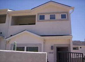 Newly Built Townhome 2 min to Ft Carson  in Colorado Springs, CO