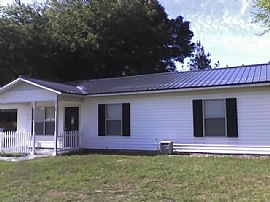 Cute Home with HUGE backyard in Jasper, FL